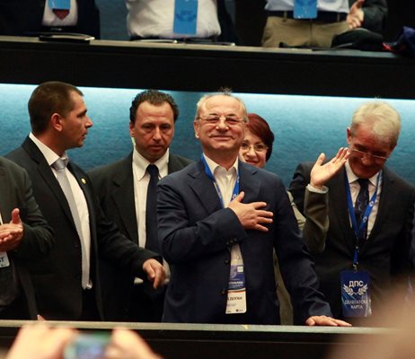 Почетният председател на ДПС Ахмед Доган на конференцията на партията през 2016 г.

СНИМКА: ЙОРДАН СИМЕОНОВ
