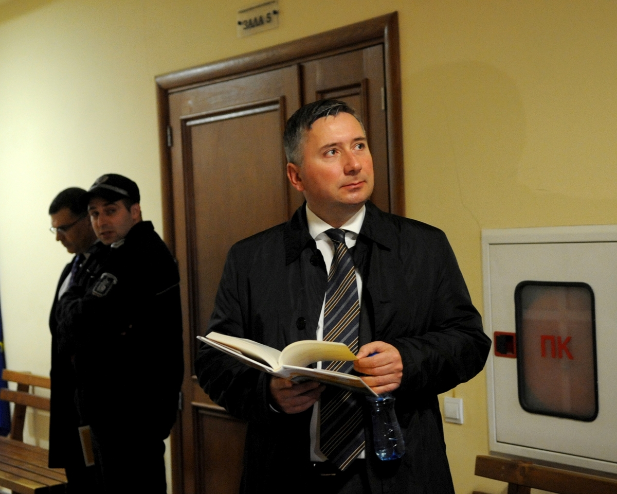 Иво Прокопиев осъди прокуратурата за 93 хил. лв.