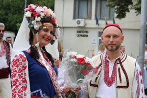 Днес е Петльовден - празник на синовете, майките черпят