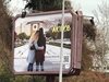 Билбордове с еднополовите двойки предизвикаха скандал и във Варна, свалиха ги