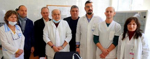 Апарат за измерване слуха получи болницата в Добрич като дарение