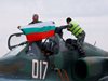 СУ-25 прелетя на 40 метра височина с 830 км в час край премиера Борисов (снимки)