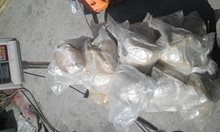 Петима са задържани за дрога в Добрич