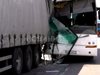 ТИР и автобус се удариха край Търговище, има пострадали (Видео)