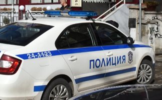 Шофьор удари и рани полицай в Кюстендил