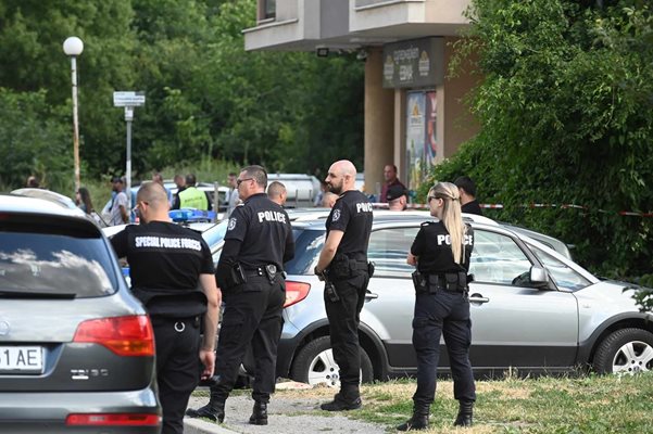Двама души са стреляли по убития в София Паруш СНИМКА: ЙОРДАН СИМЕОНОВ
