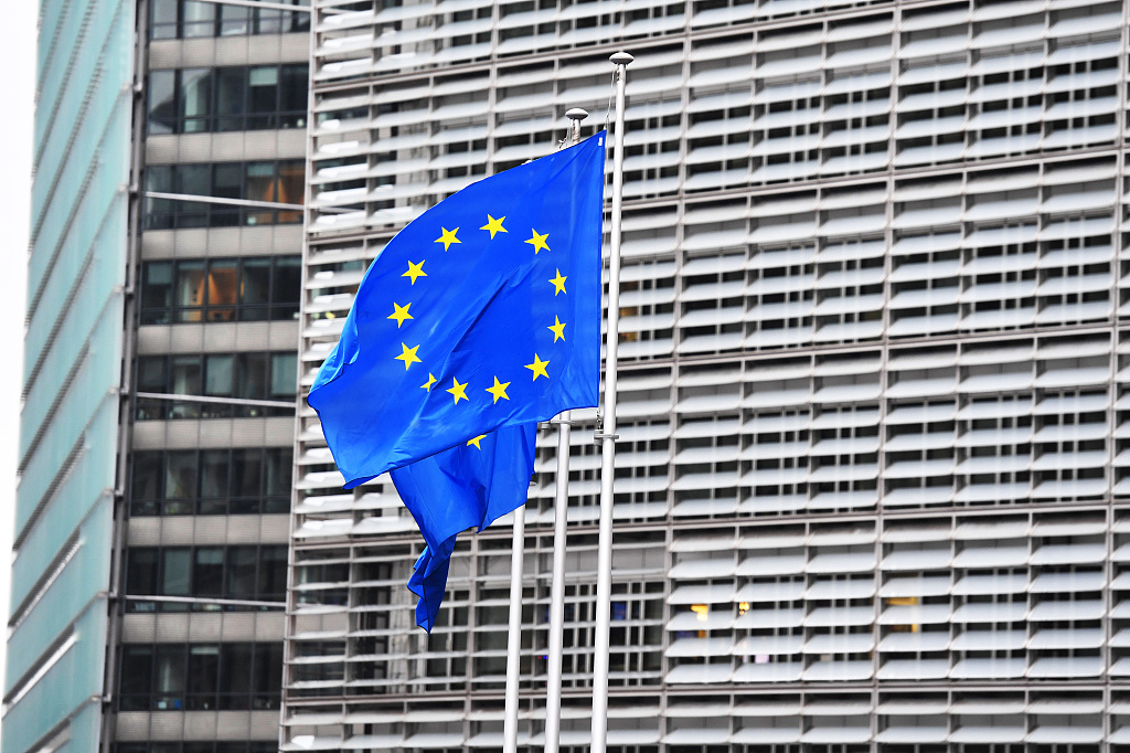 Радио Китай: ЕС не постигна единодушие по плана за кредита за Украйна