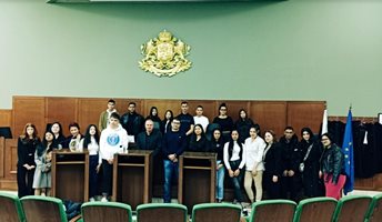 Софийска районна прокуратура и Софийски районен съд отвориха врати за ученици