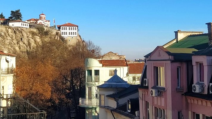 Слънчево време  в Пловдив.