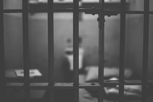 Окръжен съд - Монтана остави в ареста обвинен в палеж на къща