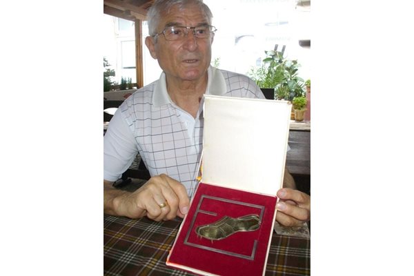 Михаил Желев остана единственият български лекоатлет, спечелил приза "Златен шпайк", присъден му от спортните журналисти на Европа през 1969 година. СНИМКА: Ваньо Стоилов
