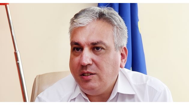 Доц. д-р Атанас Атанасов, председател на НСИ