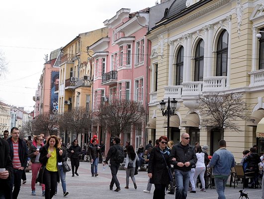 Раждаемостта в Пловдив е сред най-високите в страната.