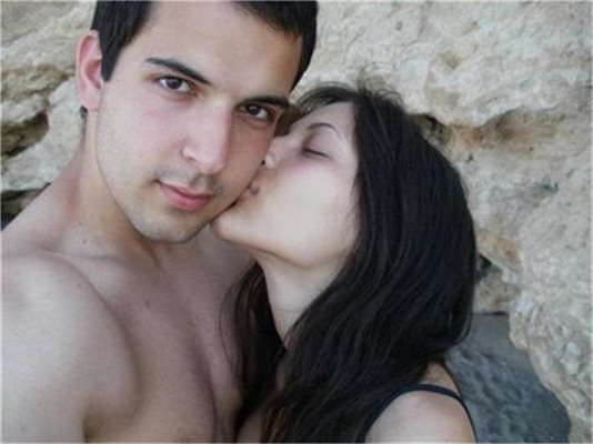 Гергана Шейтанова и убитият Георги в един от романтичните моменти. Снимката е от фейсбук. 
