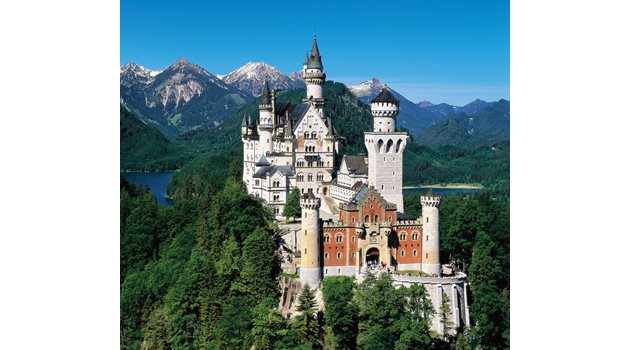Замъкът "Нойщван" е сред многото, построени по времето на Лудвиг Втори Баварски.