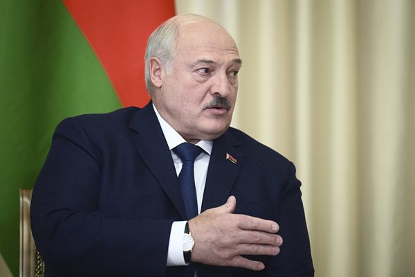 Александър Лукашенко: На хоризонта се задава Трета световна с ядрени пожари