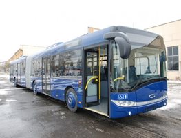 Автобусите на общинския превозвач "Бургасбус" за застраховани.