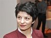 Десислава Атанасова: Партиите могат да разчитат на дарения, имат и членски внос