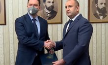 Президентът Румен Радев връчи мандат на ГЕРБ-СДС (Видео)
