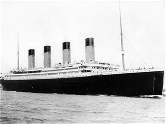 "Титаник" преди фаталното пътуване през 1912 г.