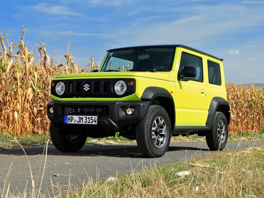 Малкият джип Suzuki Jimny, който в най-добрия случай отделя 154 г./км CO2, което е доста над минималния праг.