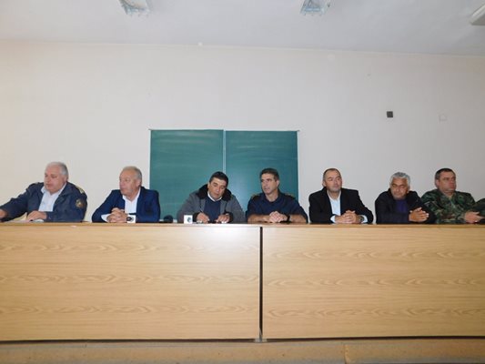 Шефове на институции в Смолян се отчетоха за извършеното в бедствения ден в Смолян и Чепеларе