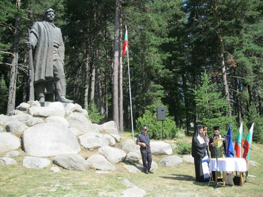 Община Гоце Делчев организира честване на 115 г. от Илинденското въстание в м. Попови ливади.