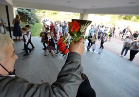 Предстои дебатът кога да се бие първият звънец.

СНИМКА: ЙОРДАН СИМЕОНОВ