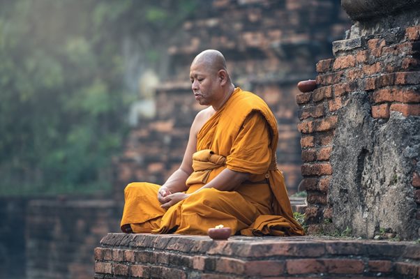 Будистки монах медитира.
СНИМКА: ПИКСАБЕЙ