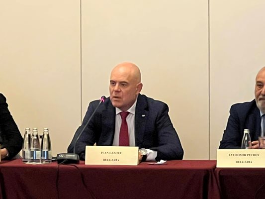 Главният прокурор взе участие в международния форум, който се провежда в Бургас.