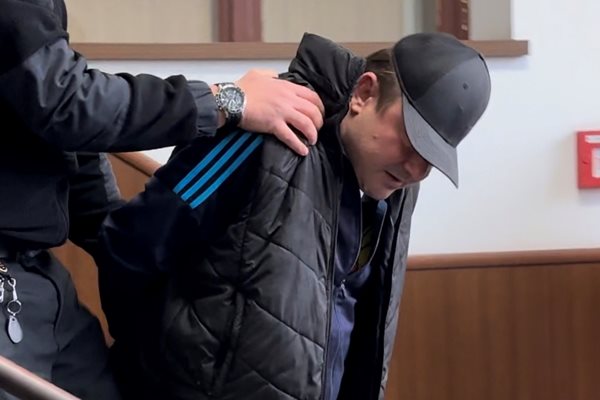 Иван Дачев за трети път беше доведен в съдебната зала, но оттегли жалбата си.