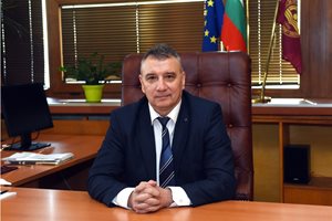 Проф. Димитър Димитров на прага на нов мандат начело на УНСС