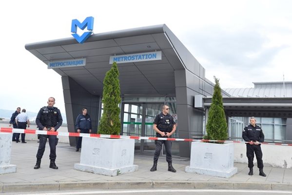 Престъплението бе извършено на последната спирка на метрото, точно до летище София.