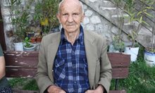100-годишният бай Димитър: Смятам за свой дълг да гласувам и да си плащам данъците