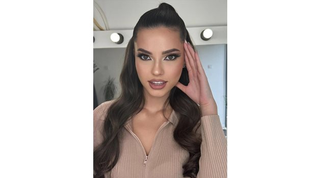 Симона Петрова
Снимка: Фейсбук/ Miss Bulgaria