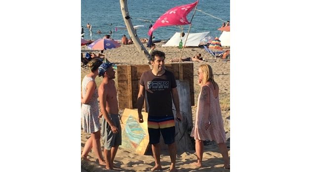 Кирил Петков е със семейството си на плаж Корал
Снимки: Фейсбук на Кирил Петков