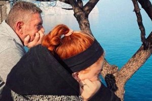 Вергов избяга с жена си в Италия