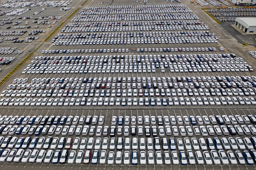Продажбите на търговски автомобили в Китай са се увеличили с 8,8% през първите четири месеца