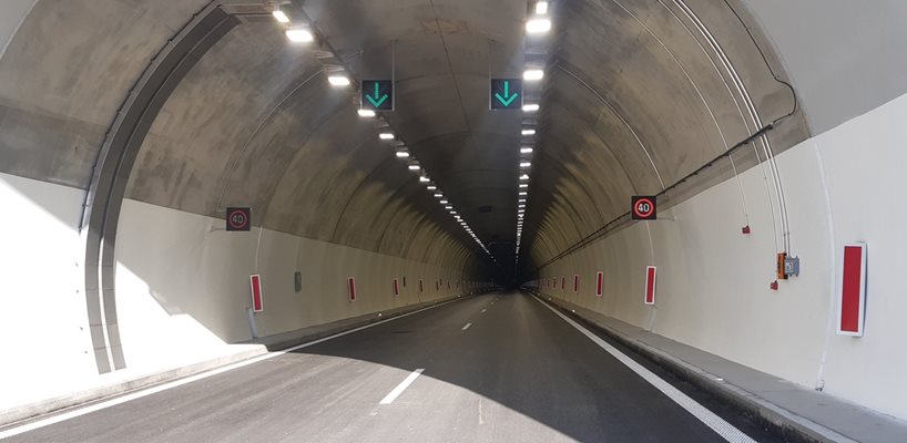 Дължината на тунел "Железница" е 2 километра. СНИМКА: АПИ