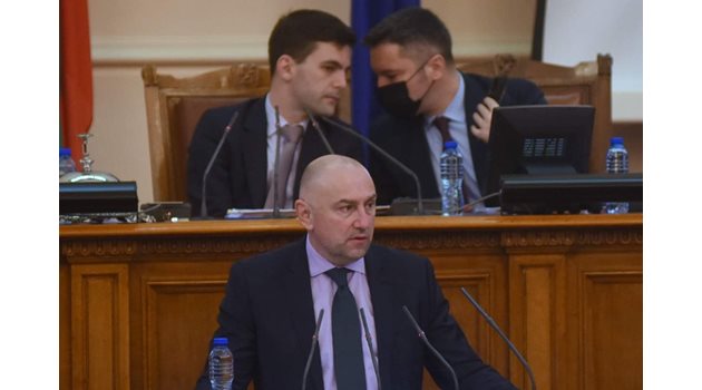 Шефът на бюджетната комисия Любомир Каримански. 

Снимка, архив: Велислав Николов 