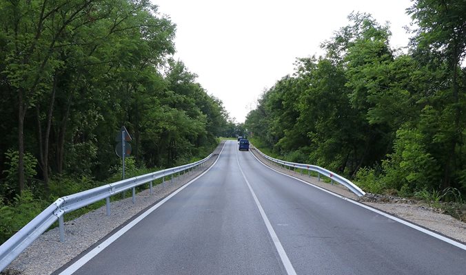 Ремонтираният път Присово - Миндя