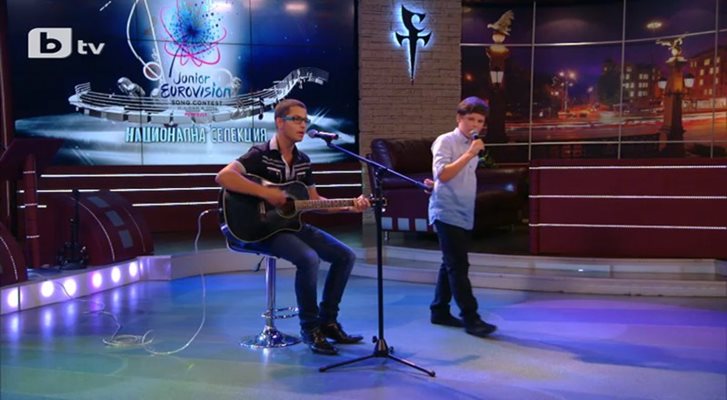Братята Костадин и Дилян Дянкови от Бургас се явиха на кастинга за Евровизия поотделно, но показаха, че и заедно могат да бъдат добър мъжки дует.