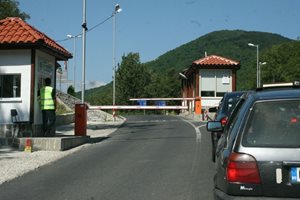 Затвориха ГКПП Златоград, има починал и заразени в близки гръцки села
