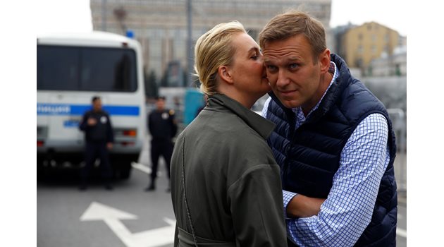 Тя е единствената жена, която Навални е обичал.

СНИМКИ: ГЕТИ