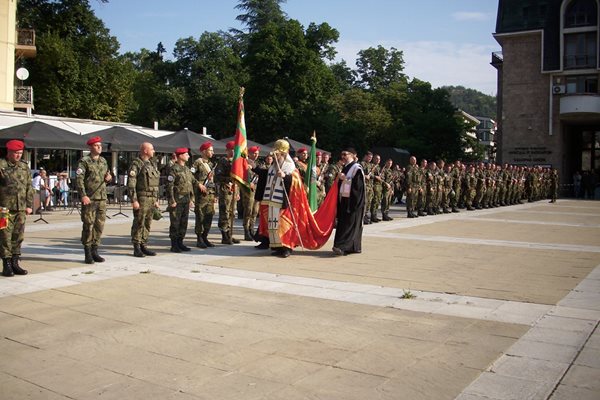 112 наши военни заминават за Косово. СНИМКИ: Тони Маскръчка