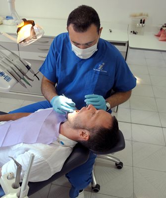 10 000 зъболекари в риск