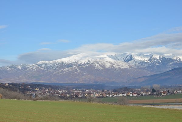 В общините в Югозападна България има наплив от независими кандидати за кмет.