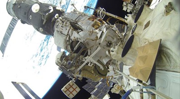 Международната космическа станция Снимка Ройтерс
