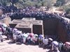 Първите християни в Етиопия празнуват с парче пиле и хляб в листа