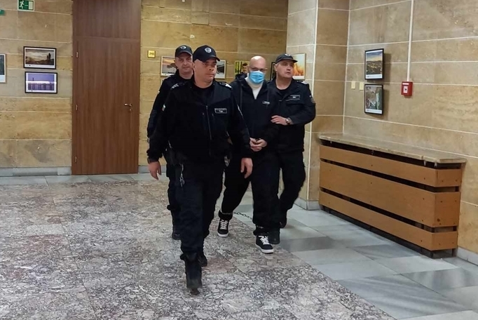 Гледат при закрити врати делото за гей убийството в Стамболийски и в Апелативния съд (видео)